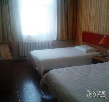 Home Inn Hongjialou Εξωτερικό φωτογραφία
